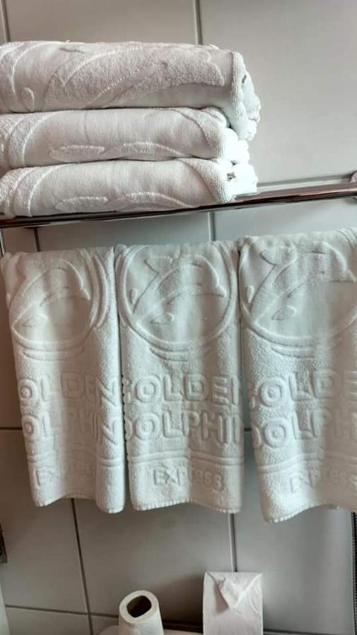 Golden Dolphin 3Pessoas Com Piscinas Termais Mais Toalhas E Roupas De Cama Lencois Travesseiros Fronhas Limpeza Do Check In Impostos E Taxas Ja Incluso Atencao A Hospedagem Podera Ocorrer No Express Ou Grand Hotel,Conforme A Disponibilidade De Apto Калдас-Новас Екстер'єр фото